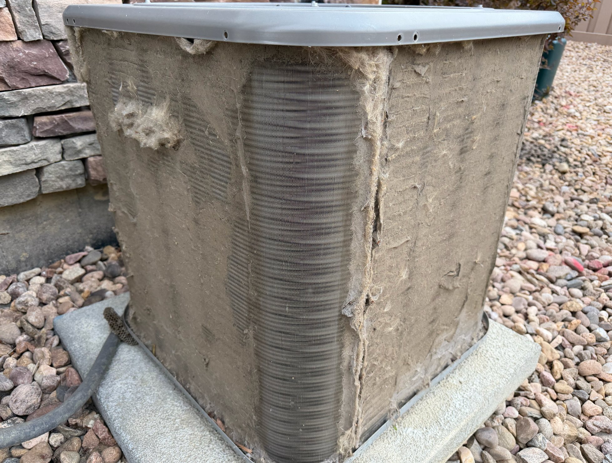 Dirty condenser coils — before service